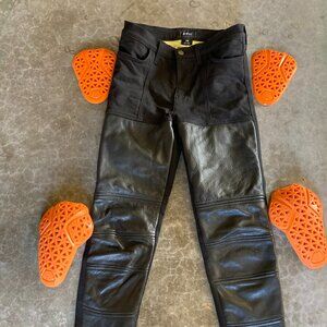 Atwyld Shred 2.0 Motorcycle Pants